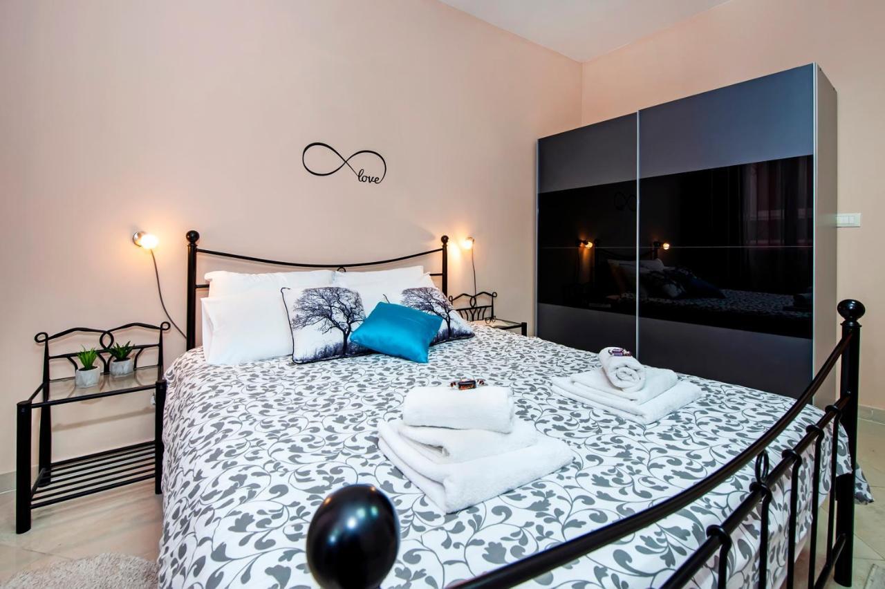 Rovinj City Apartment Exterior photo